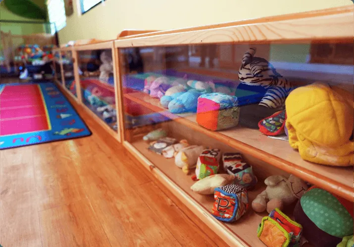 Niños aprendiendo en Palos Verdes Montessori Academy, Palos Verdes Peninsula – foto 20