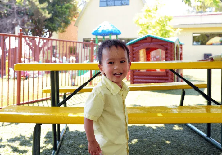 Niños aprendiendo en Palos Verdes Montessori Academy, Palos Verdes Peninsula – foto 43